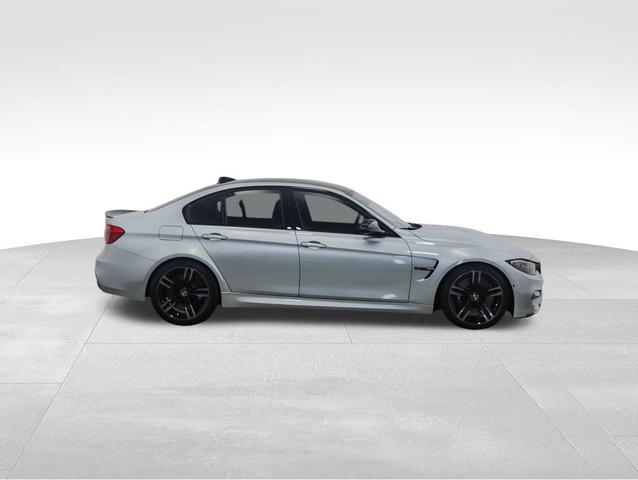 Photo of 2016 Silverstone Metallic BMW M3
