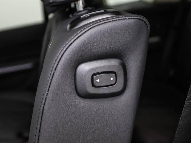 Photo of 2025 Black Sapphire Metallic BMW X7