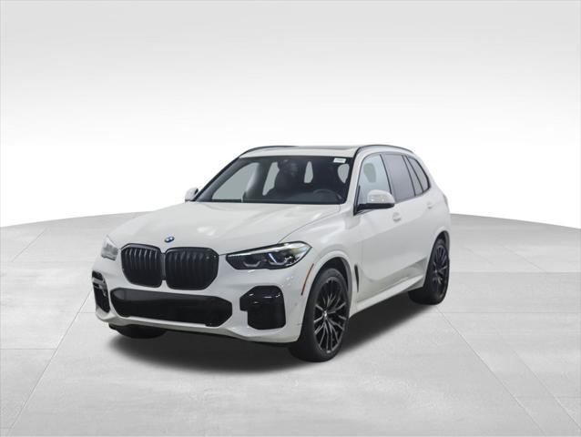 Photo of 2022 Alpine White BMW X5
