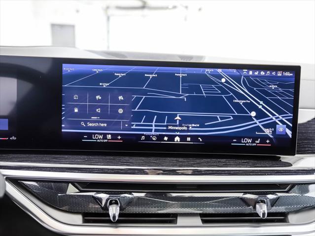 Photo of 2026 Black Sapphire Metallic BMW X7