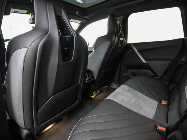 Photo of 2026 Mineral White Metallic BMW iX