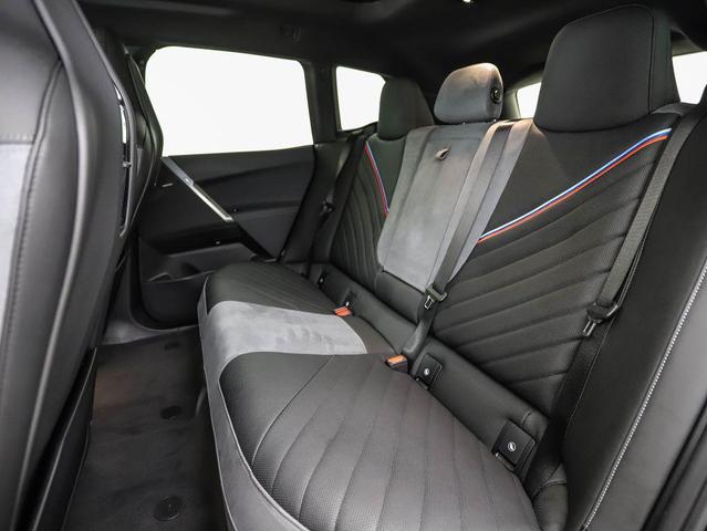 Photo of 2026 Mineral White Metallic BMW iX