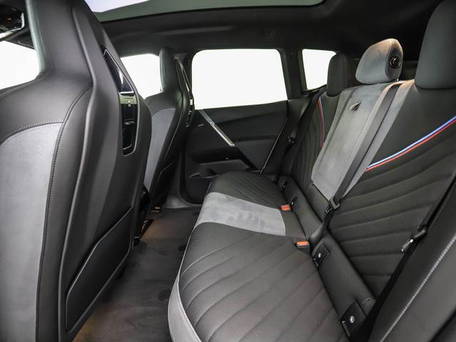 Photo of 2026 Mineral White Metallic BMW iX