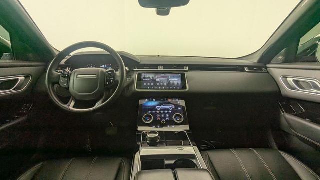 Photo of 2020 Santorini Black Metallic Land Rover Range Rover Velar