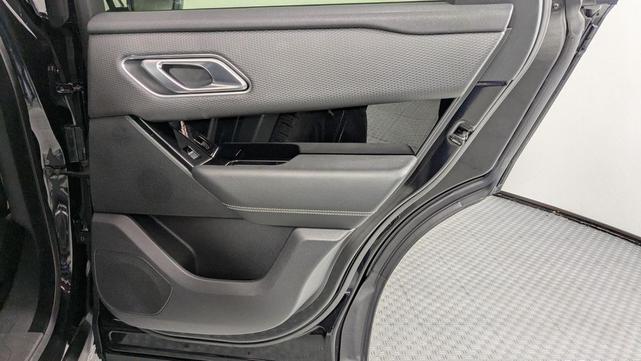 Photo of 2020 Santorini Black Metallic Land Rover Range Rover Velar