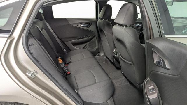 Photo of 2024 Mineral Gray Metallic Chevrolet Malibu