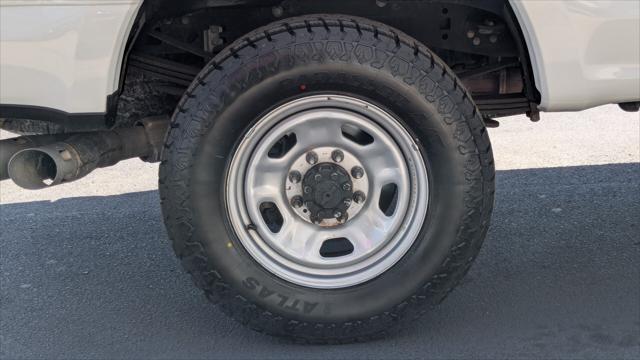 Photo of 2020 Oxford White Ford F-350