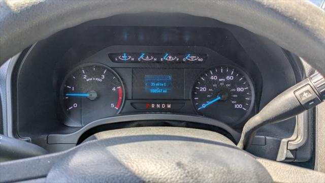 Photo of 2020 Oxford White Ford F-350