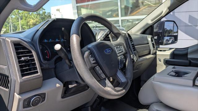 Photo of 2020 Oxford White Ford F-350