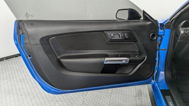 Photo of 2022 Grabber Blue Metallic Ford Mustang