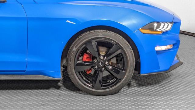 Photo of 2022 Grabber Blue Metallic Ford Mustang