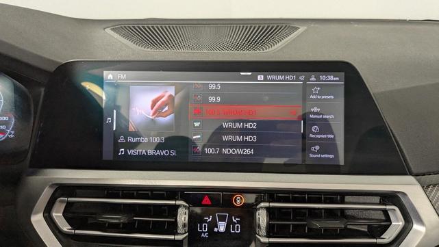 Photo of 2022 Alpine White BMW M4