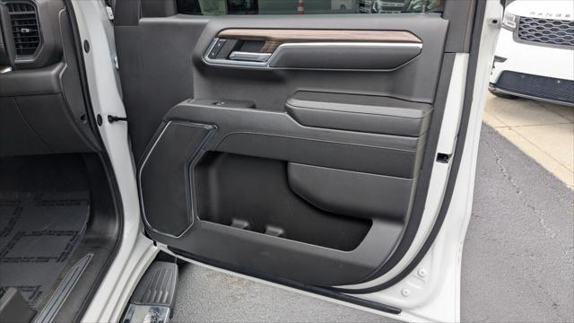 Photo of 2024 Summit White Chevrolet Silverado 1500
