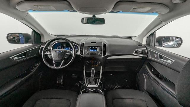 Photo of 2018 Blue Metallic Ford Edge