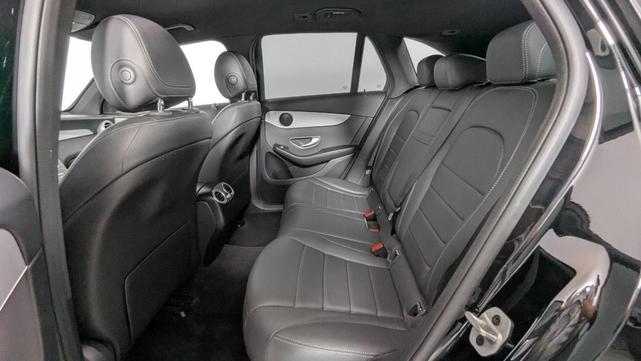Photo of 2022 Black Mercedes-Benz GLC 300