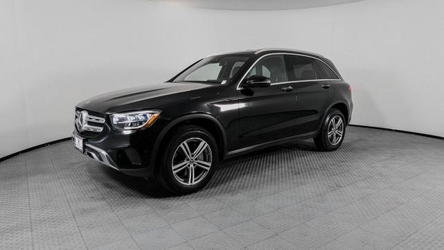 Photo of 2022 Black Mercedes-Benz GLC 300