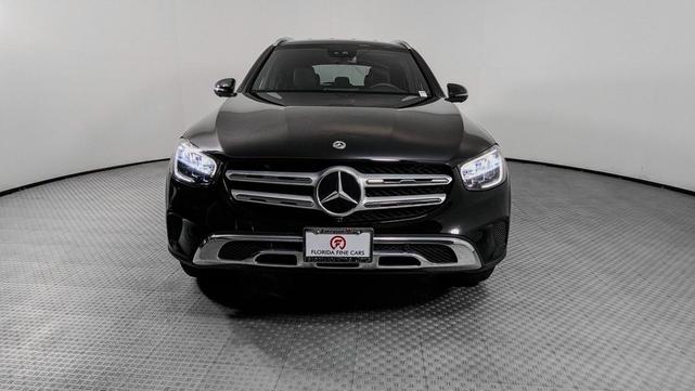 Photo of 2022 Black Mercedes-Benz GLC 300
