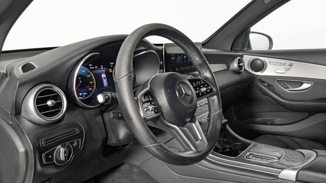 Photo of 2022 Black Mercedes-Benz GLC 300
