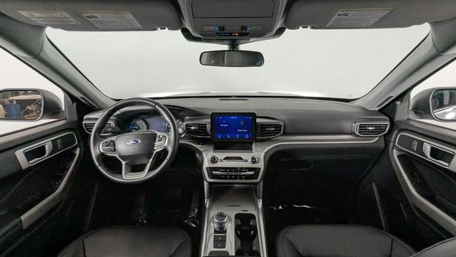 Photo of 2024 Gray Ford Explorer
