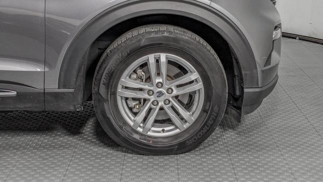 Photo of 2024 Gray Ford Explorer