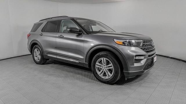 Photo of 2024 Gray Ford Explorer