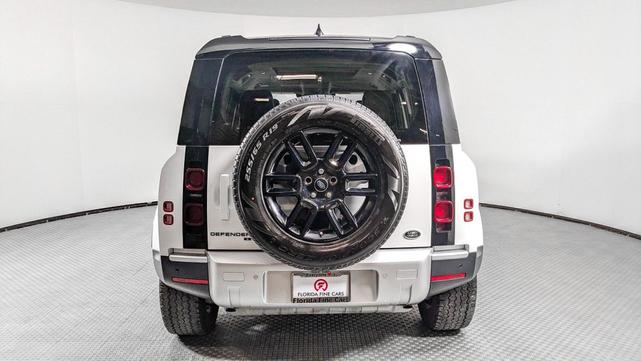 Photo of 2020 Fuji White Land Rover Defender