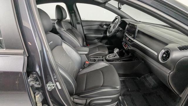 Photo of 2023 Gravity Gray Kia Forte