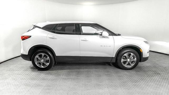 Photo of 2023 Summit White Chevrolet Blazer