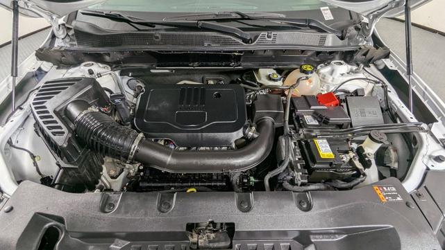 Photo of 2023 Summit White Chevrolet Blazer