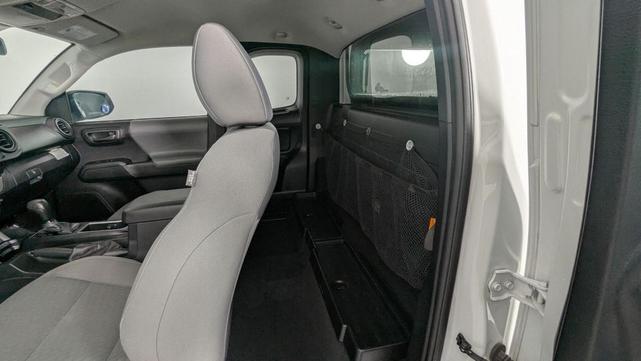 Photo of 2021 Super White Toyota Tacoma
