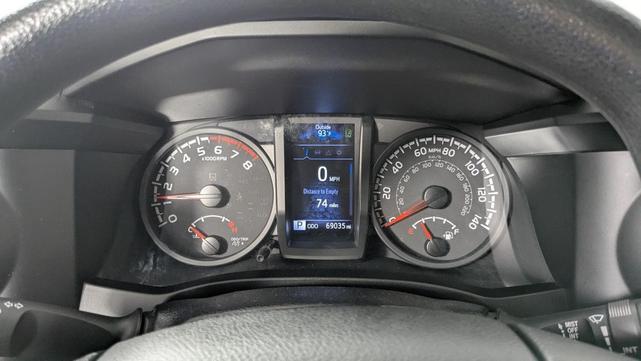 Photo of 2021 Super White Toyota Tacoma
