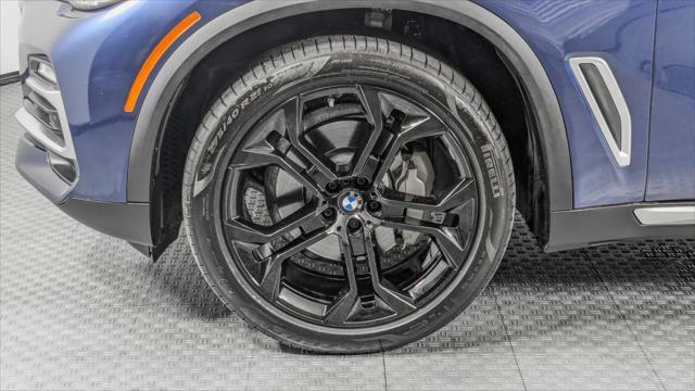 Photo of 2020 Phytonic Blue Metallic BMW X5