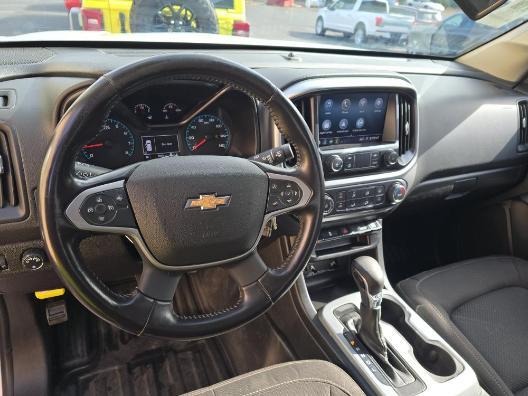 Photo of 2022 Summit White Chevrolet Colorado