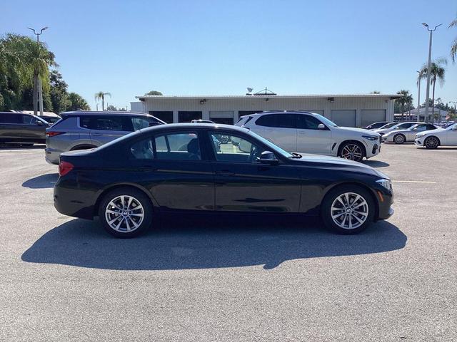 Photo of 2016 Jet Black BMW 320