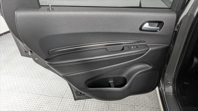 Photo of 2023 Destroyer Gray Clearcoat Dodge Durango