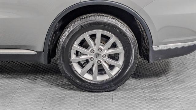 Photo of 2023 Destroyer Gray Clearcoat Dodge Durango