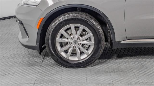 Photo of 2023 Destroyer Gray Clearcoat Dodge Durango