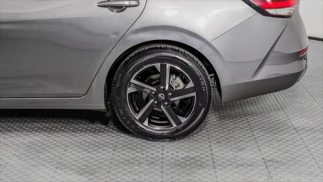 Photo of 2024 Gun Metallic Nissan Sentra