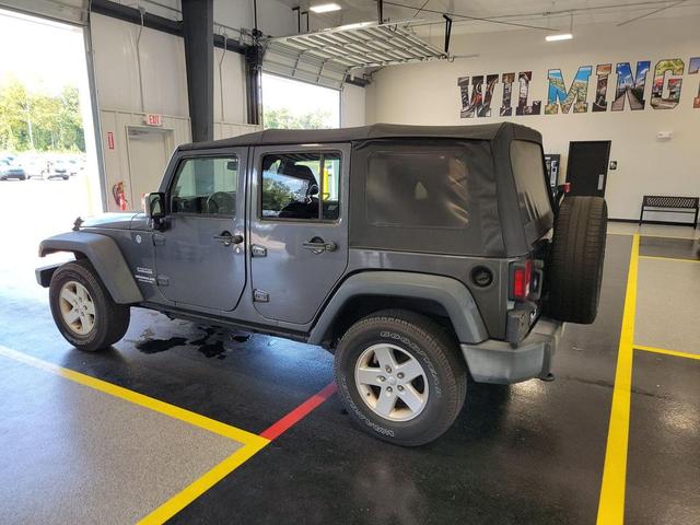 Photo of 2017 Granite Crystal Metallic Clearcoat Jeep Wrangler Unlimited