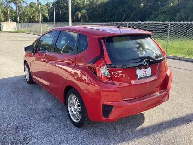 Photo of 2015 Red Honda Fit