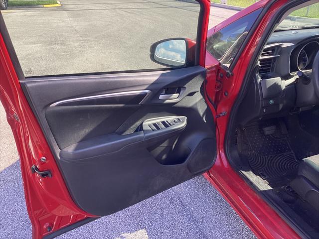 Photo of 2015 Red Honda Fit