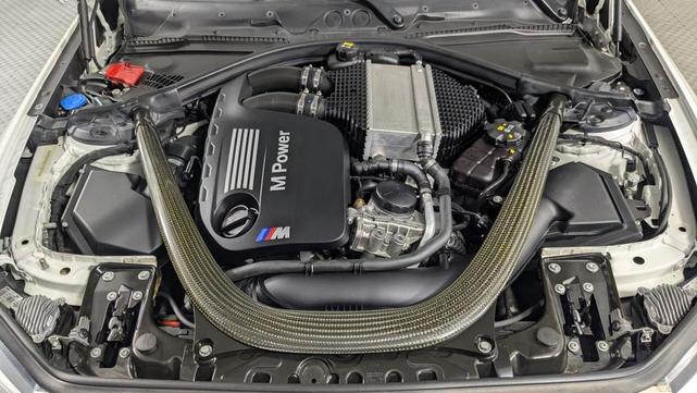 Photo of 2020 Alpine White BMW M2