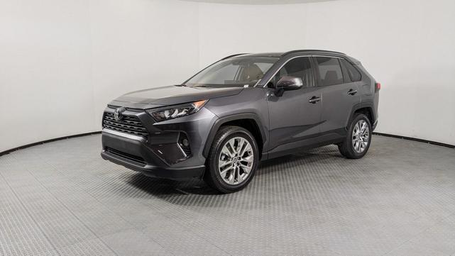 Photo of 2020 Magnetic Gray Metallic Toyota RAV4