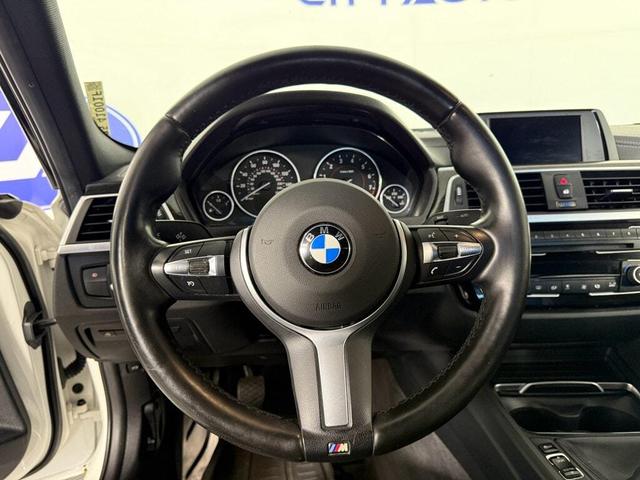 Photo of 2018 Alpine White BMW 330