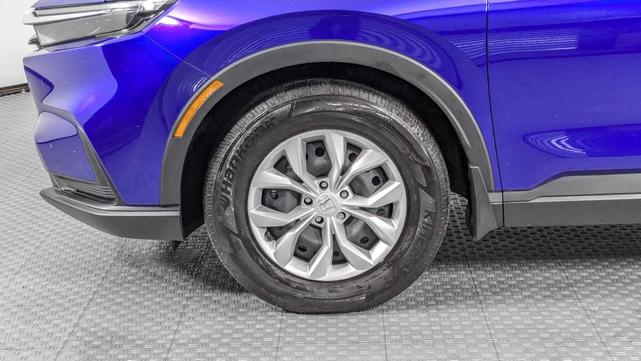 Photo of 2024 Still Night Pearl Honda CR-V