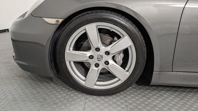 Photo of 2015 Agate Gray Metallic Porsche Cayman