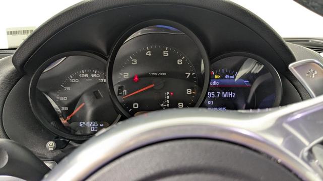 Photo of 2015 Agate Gray Metallic Porsche Cayman