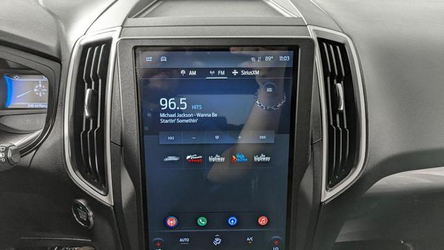 Photo of 2024 Agate Black Metallic Ford Edge