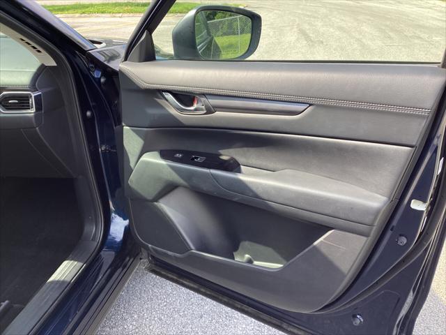 Photo of 2024 Deep Crystal Blue Mica Mazda CX-5