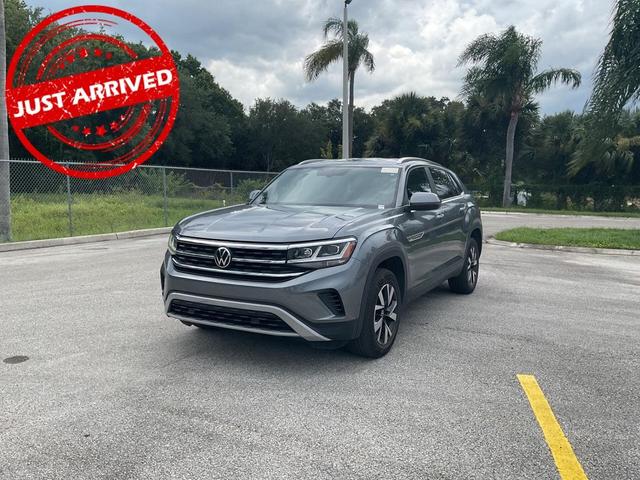 Photo of 2023 Platinum Gray Metallic Volkswagen Atlas Cross Sport